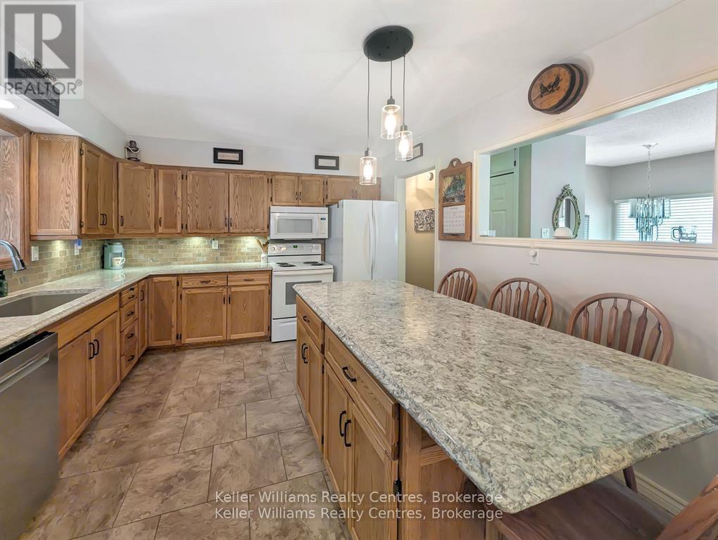 57 Victoria Street, Kincardine, Ontario  N0G 2T0 - Photo 13 - X12312714