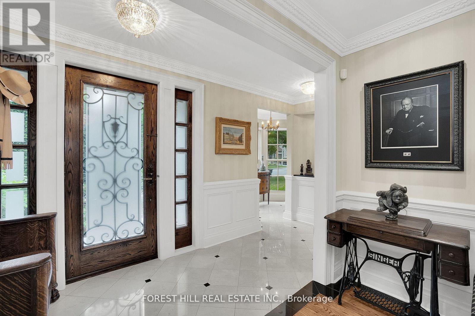 Property at 129 AVA ROAD image 5