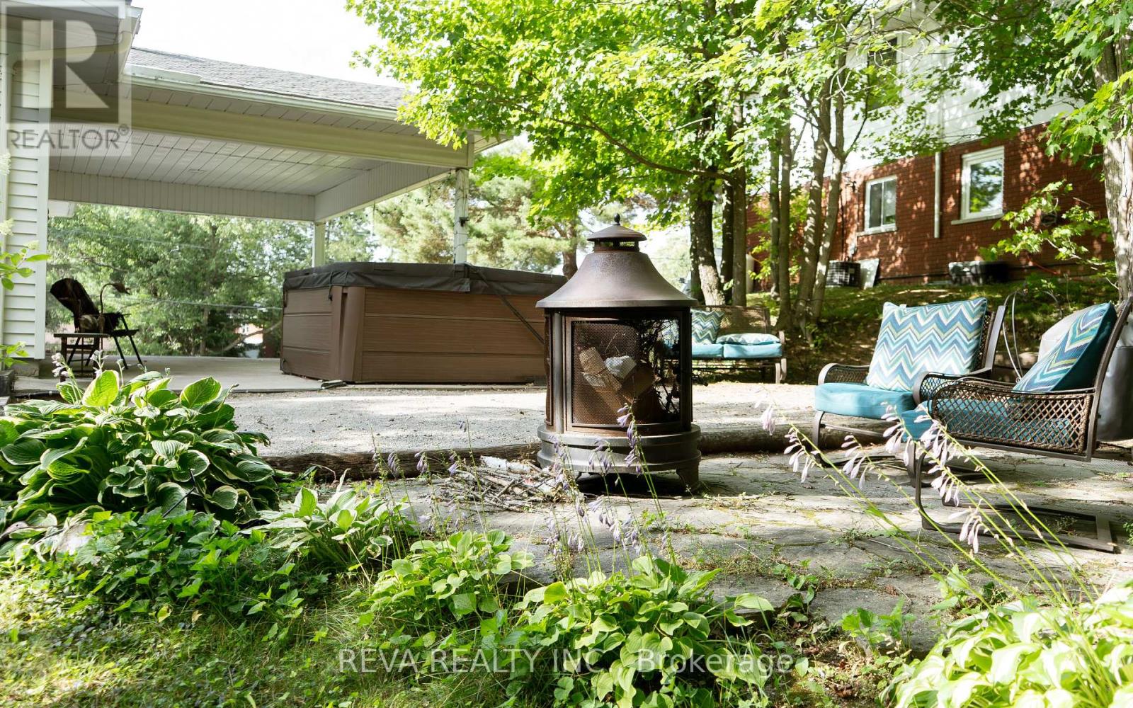 Property at 5 OAK STREET image 2