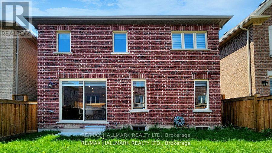 164 Frederick Pearson Street, East Gwillimbury, Ontario  L9N 0Y9 - Photo 38 - N12312640