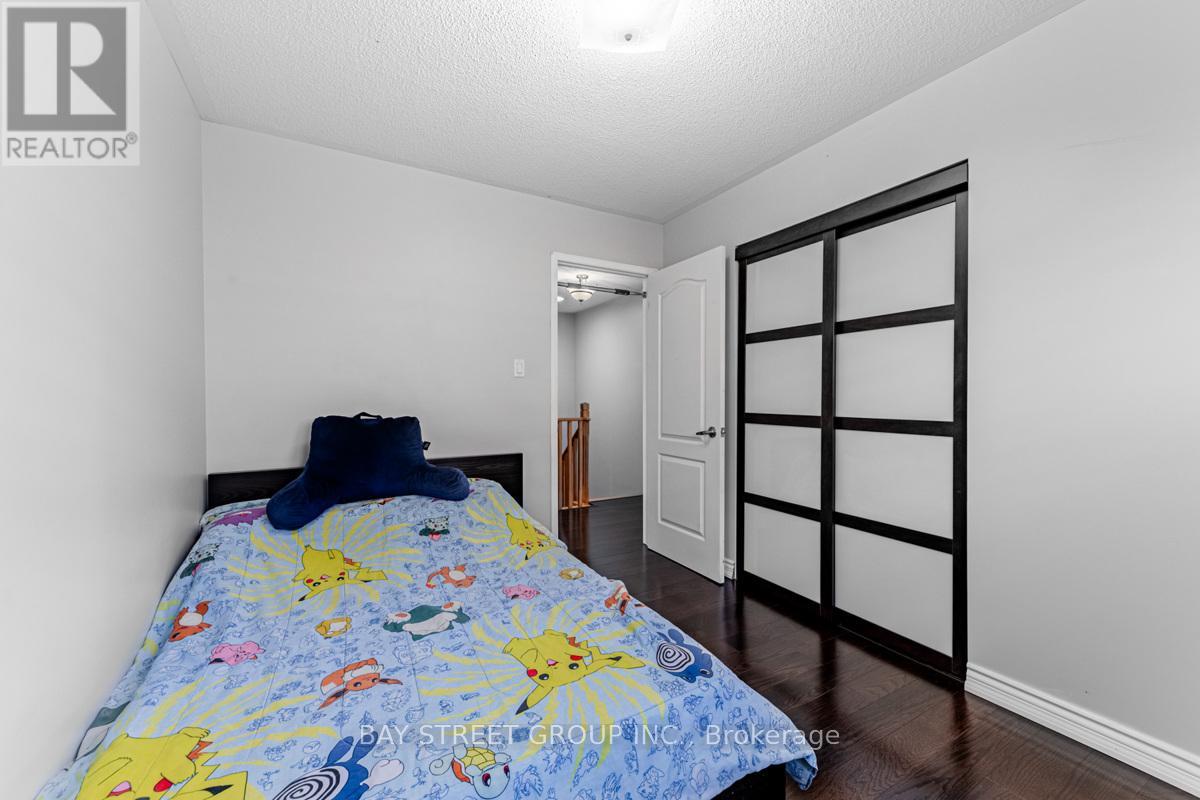 98 Royalpark Way, Vaughan (Elder Mills), Ontario  L4H 1J5 - Photo 25 - N12312656