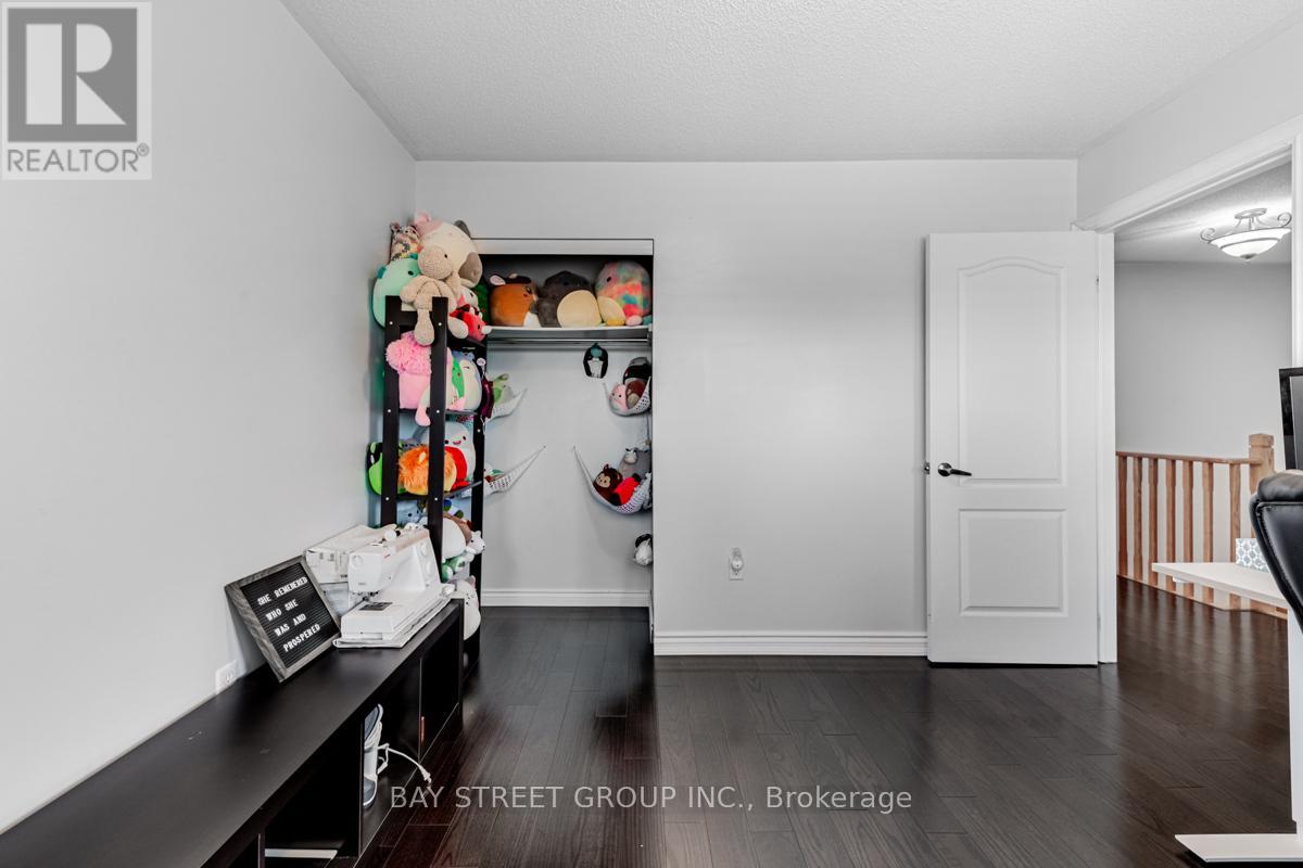 98 Royalpark Way, Vaughan (Elder Mills), Ontario  L4H 1J5 - Photo 28 - N12312656