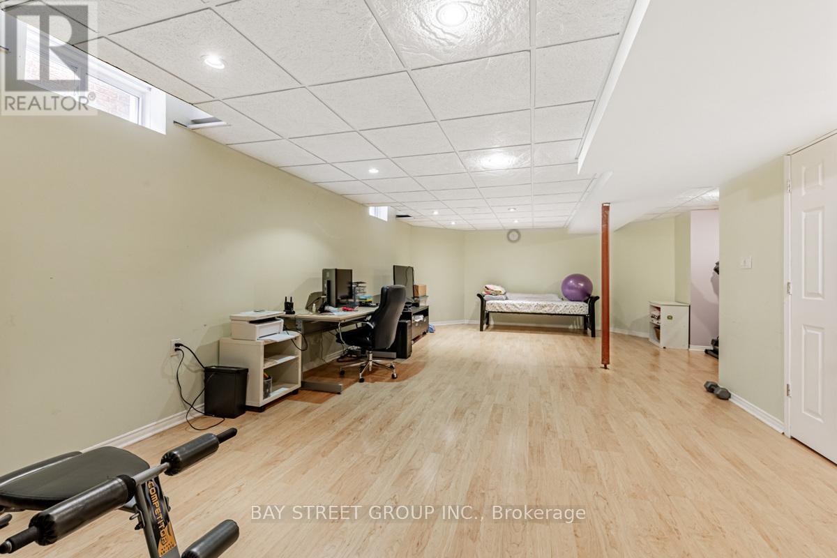 98 Royalpark Way, Vaughan (Elder Mills), Ontario  L4H 1J5 - Photo 31 - N12312656