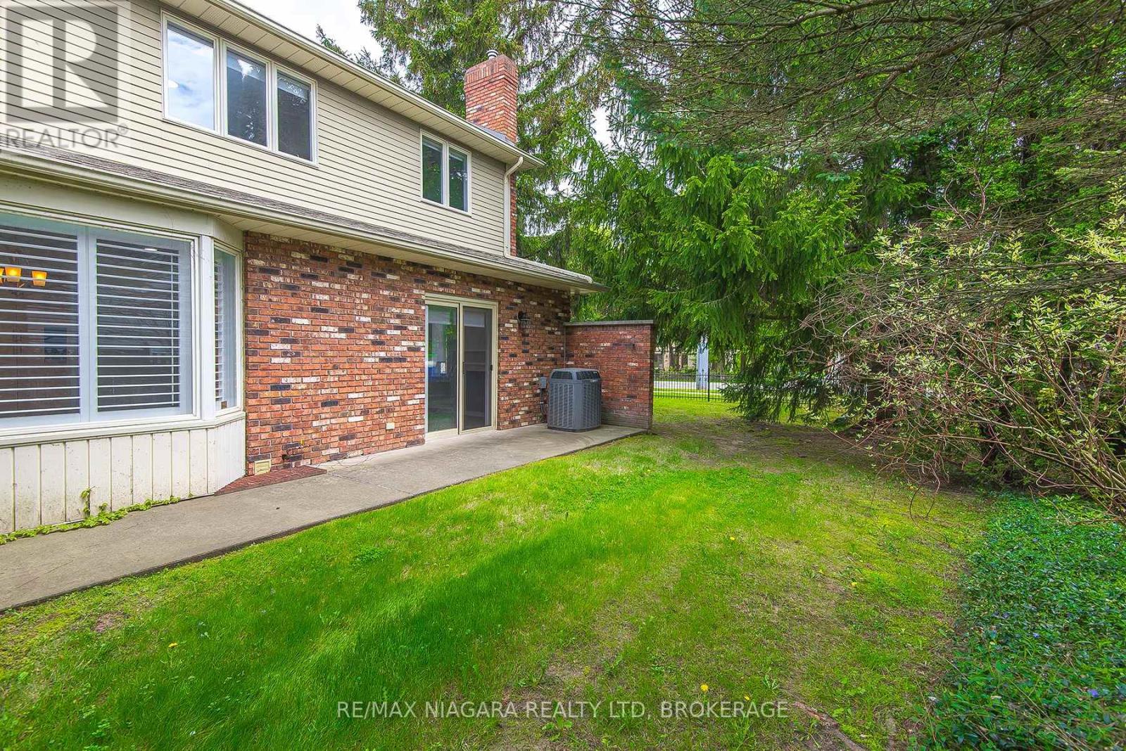 Property at 1 - 1616 PELHAM STREET image 5