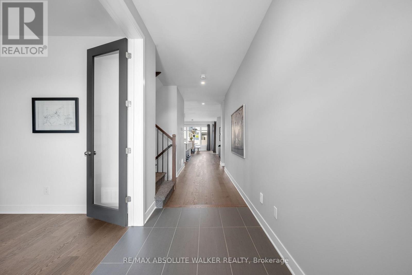 175 Crevasse Road, Ottawa, Ontario  K1W 0R5 - Photo 3 - X12312759