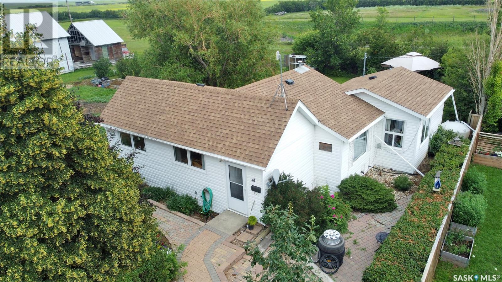 41 MAIN STREET, Tuxford, Saskatchewan