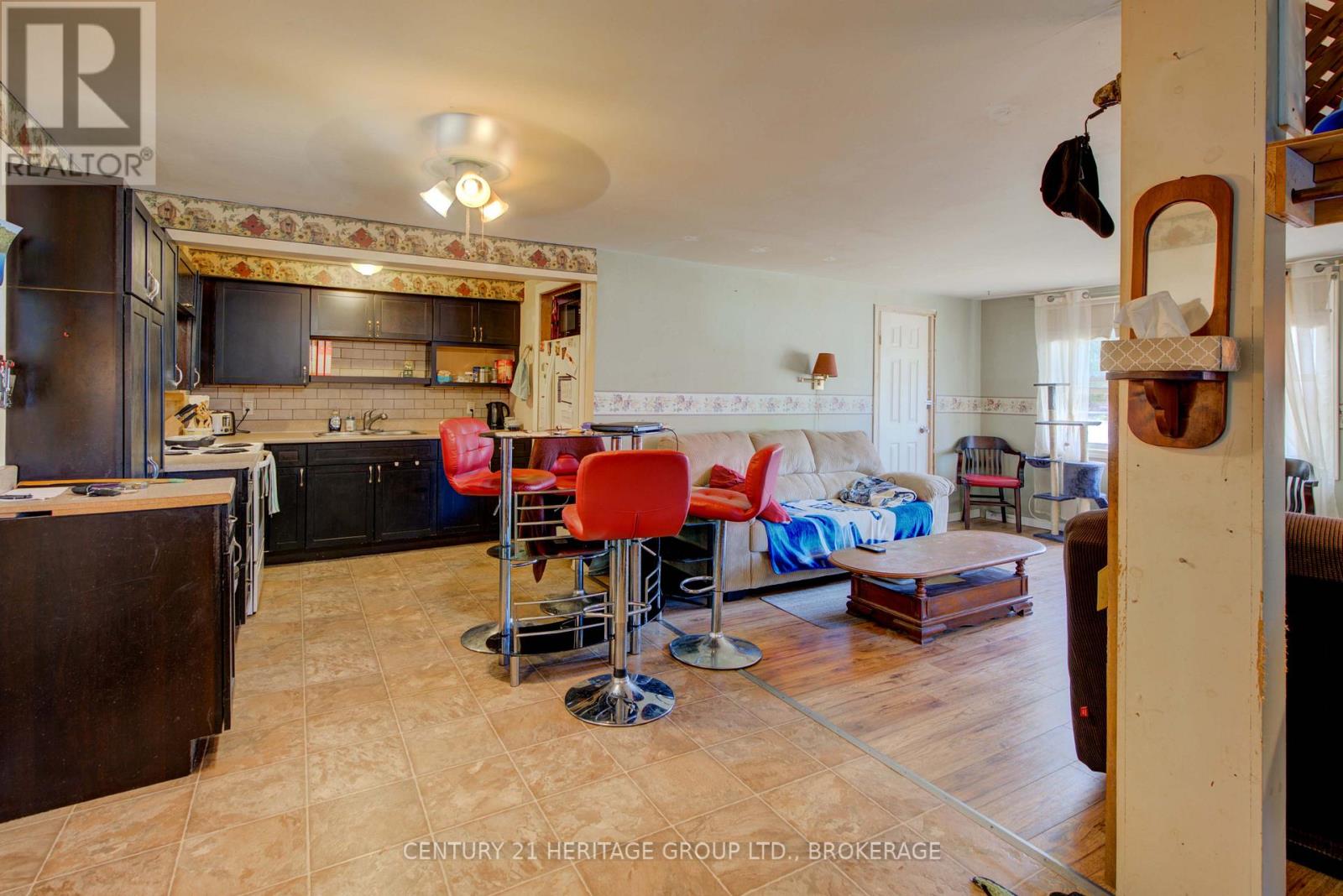 174 Thomas Street, Deseronto, Ontario  K0K 1X0 - Photo 34 - X12312821
