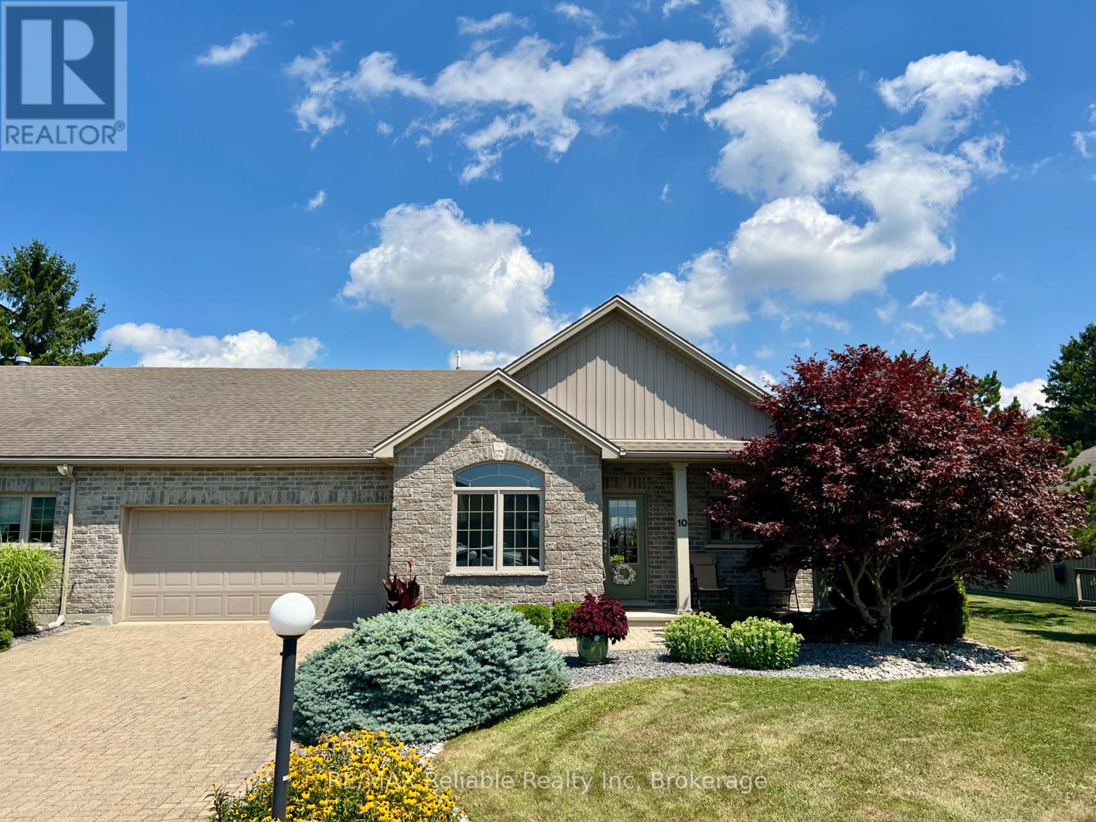 4-10 Conrad Drive, Bluewater, Ontario  N0M 2T0 - Photo 4 - X12312857