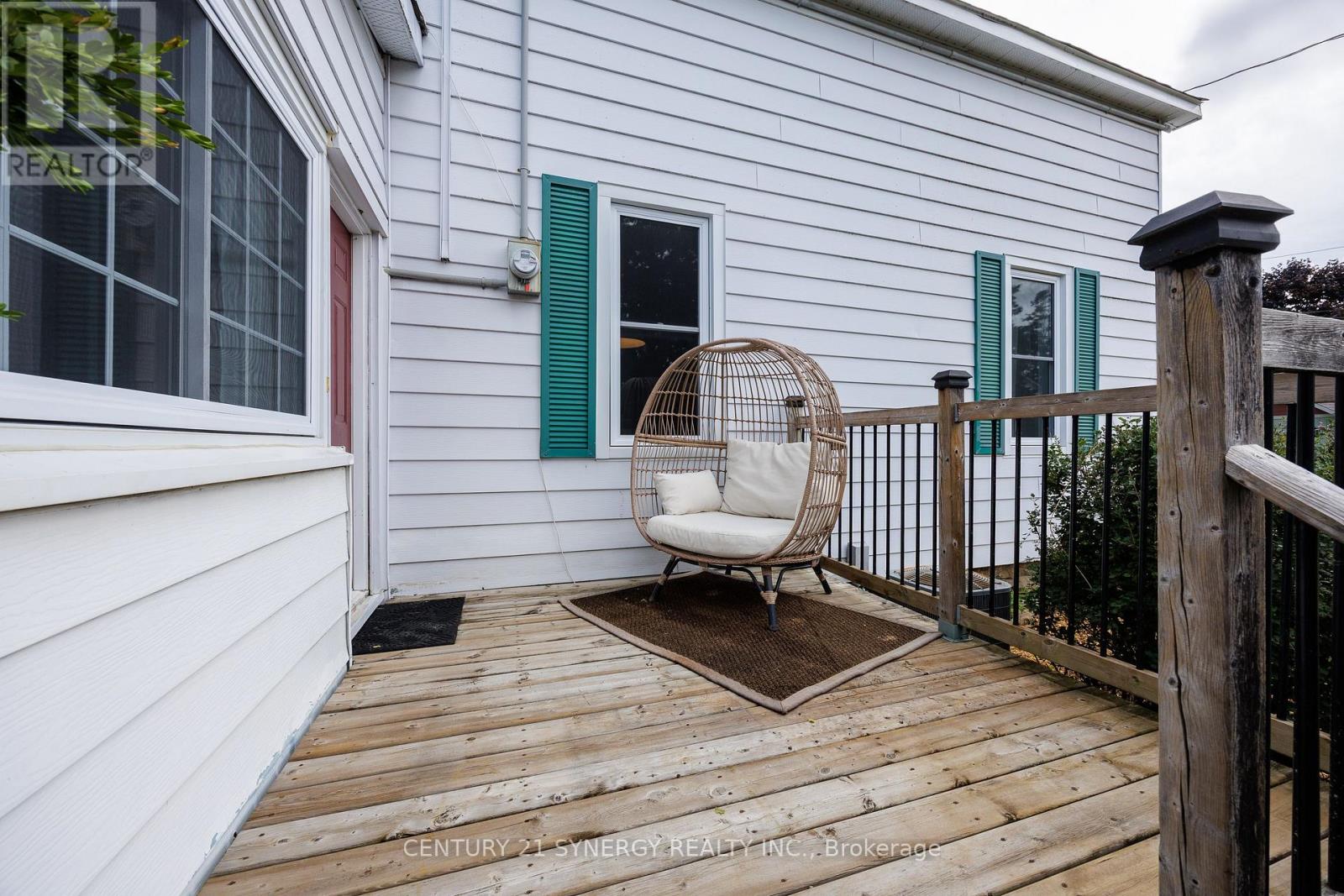 Property at 153 CHARLOTTE STREET image 4