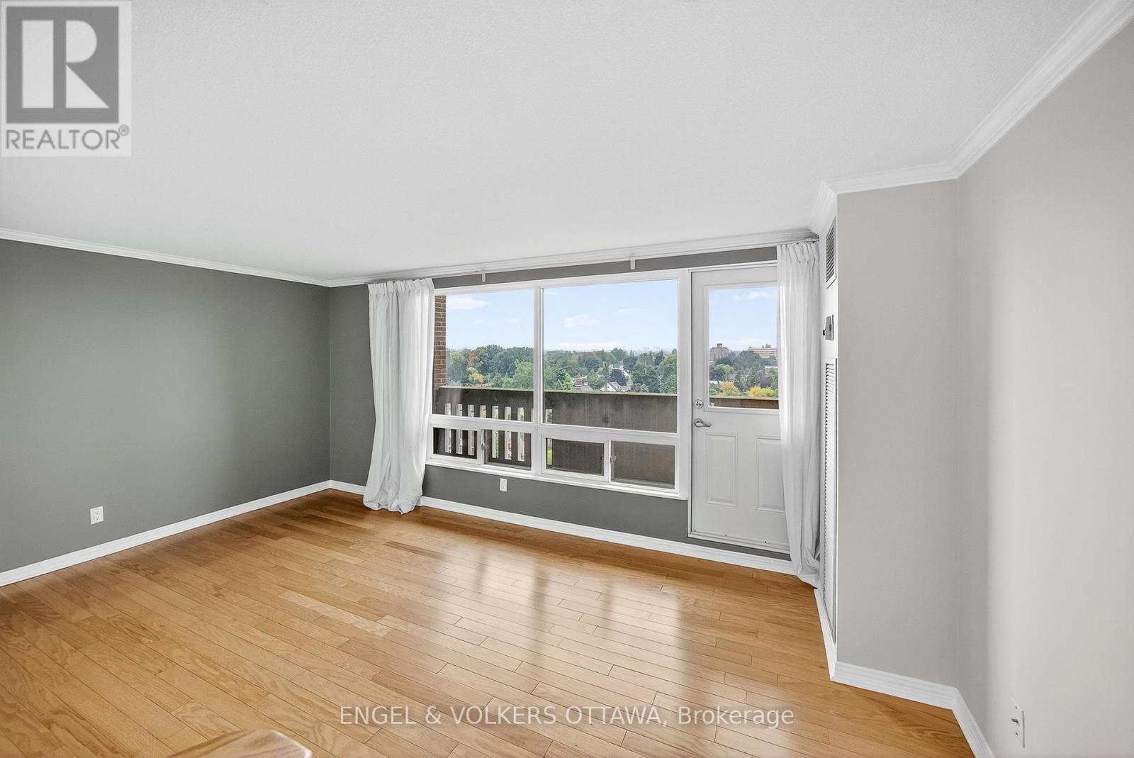 1006 - 1100 Ambleside Drive, Ottawa, Ontario  K2B 8G6 - Photo 11 - X12312891