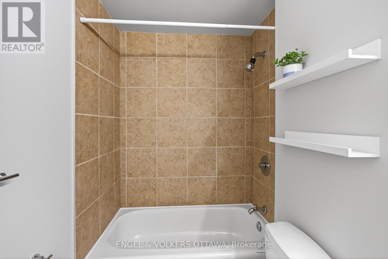 1006 - 1100 Ambleside Drive, Ottawa, Ontario  K2B 8G6 - Photo 19 - X12312891