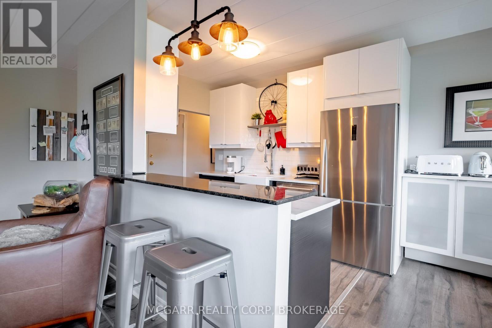 503 - 14 Norris Place, St. Catharines, Ontario  L2R 2W8 - Photo 14 - X12312885