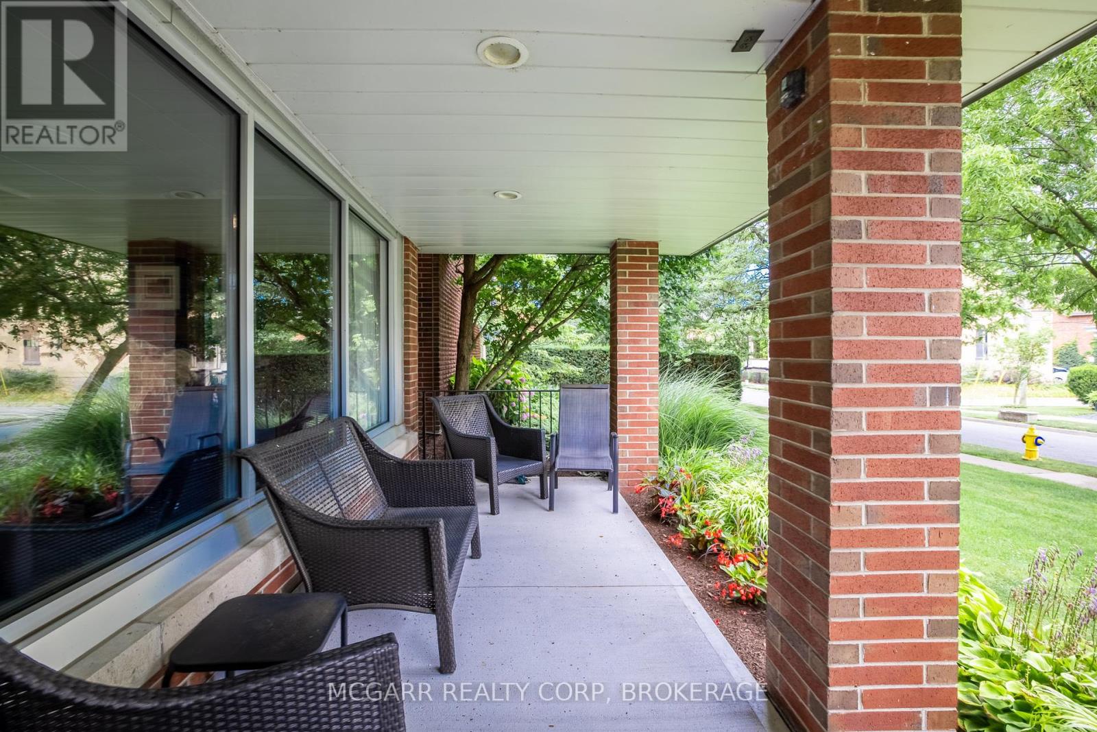 503 - 14 Norris Place, St. Catharines, Ontario  L2R 2W8 - Photo 5 - X12312885