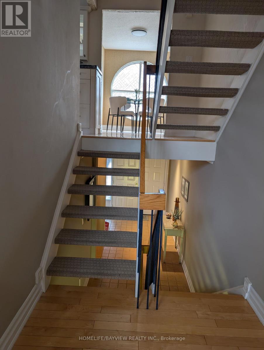 18 - 18 Oaken Gate Way, Toronto, Ontario  M2P 2A1 - Photo 15 - C12312785
