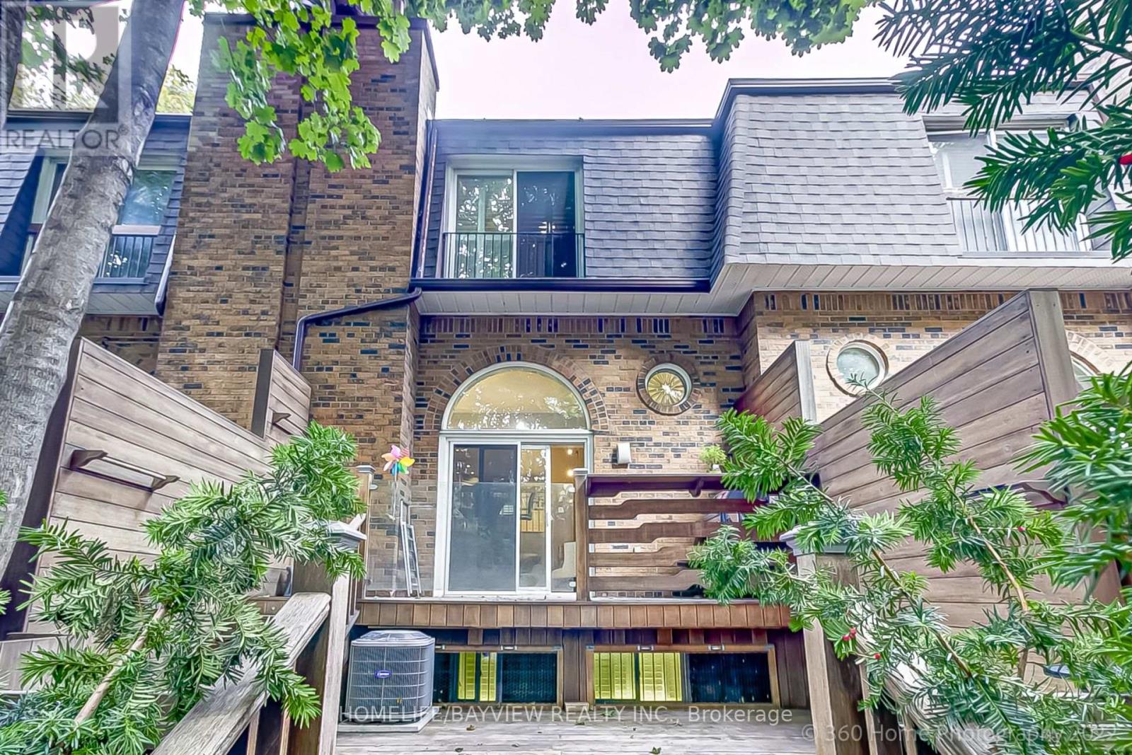 18 - 18 Oaken Gate Way, Toronto, Ontario  M2P 2A1 - Photo 42 - C12312785