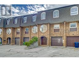 18 - 18 OAKEN GATE WAY, Toronto, Ontario