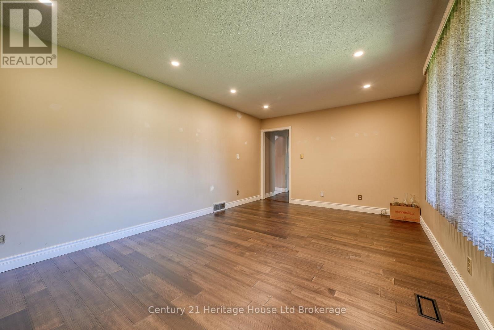 41 Naskapi Street, Woodstock, Ontario  N4T 1G5 - Photo 21 - X12312890