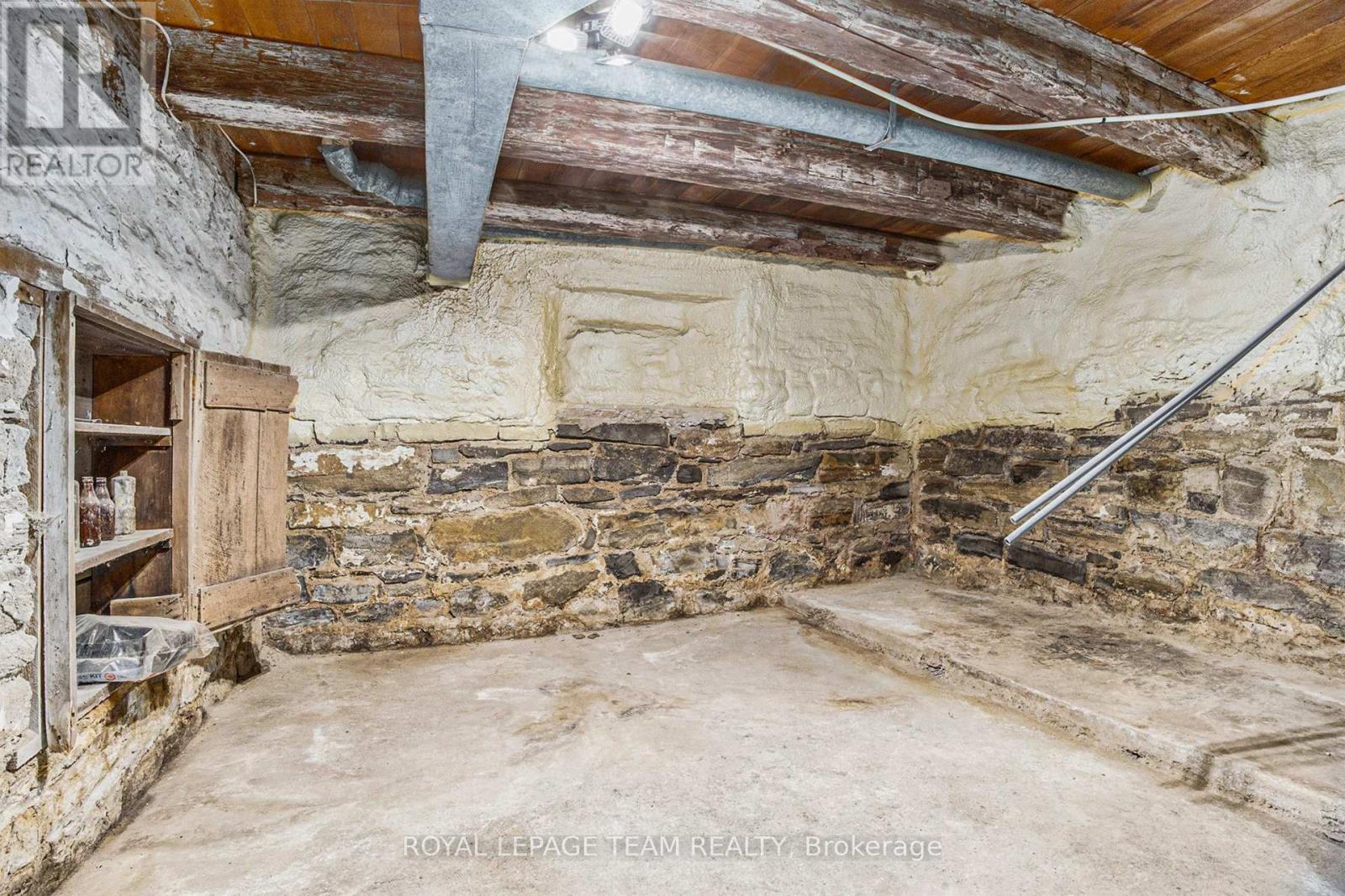 7904 Bank Street S, Ottawa, Ontario K0A 2P0 - Photo 20 - X12304091