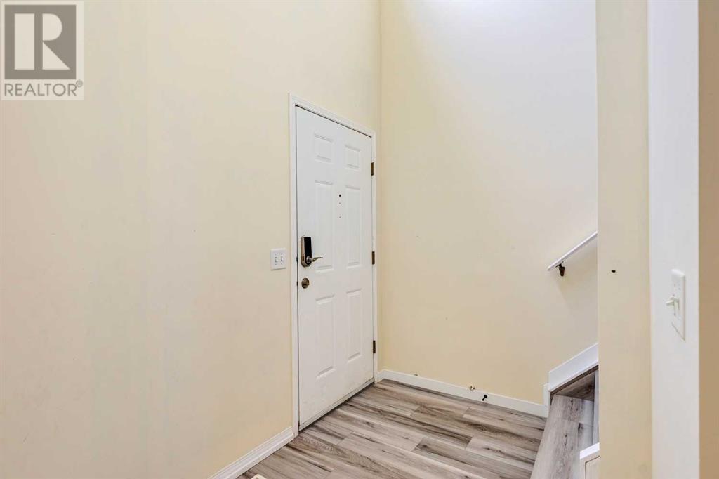 Property at 47 Erin Grove SE image 2