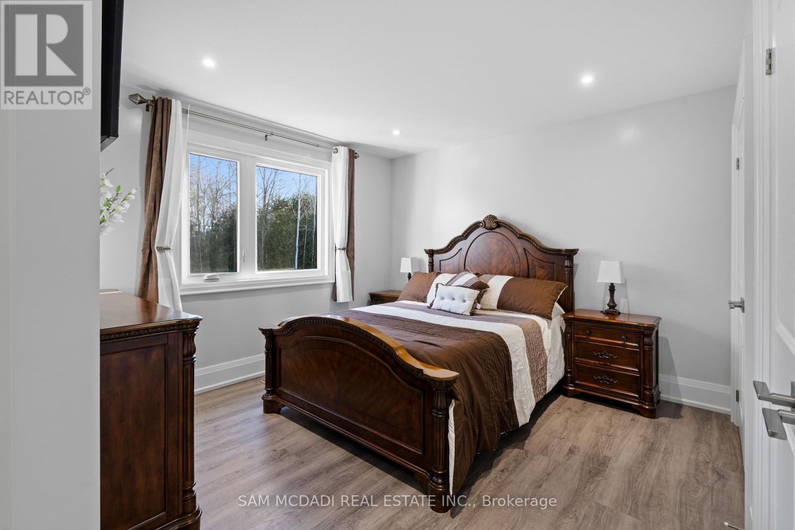 2993 Innisfil Beach Road, Innisfil, Ontario  L9S 4C3 - Photo 14 - N12312710