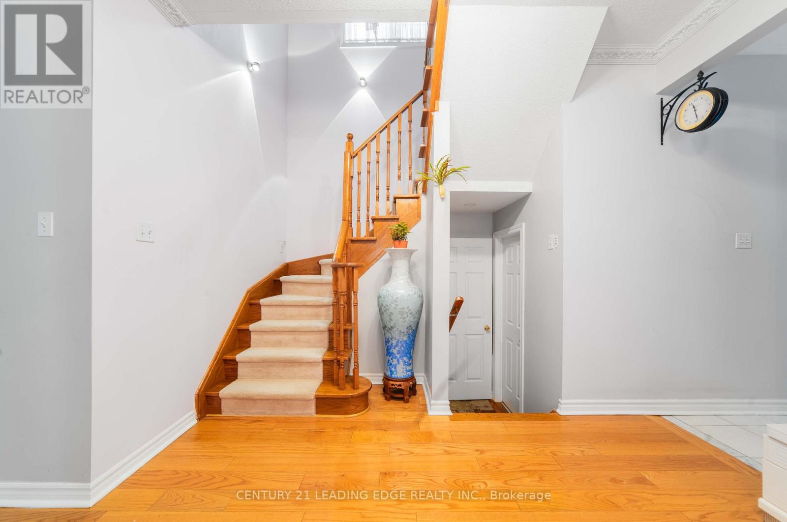 Property at 25 EASTPINE DRIVE image 4