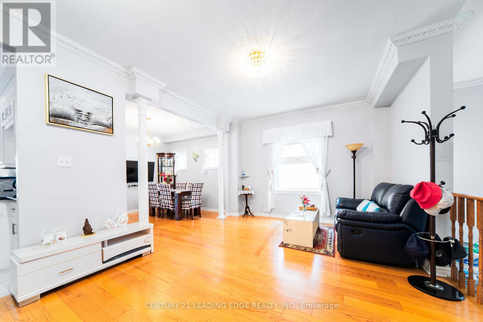 Property at 25 EASTPINE DRIVE image 5