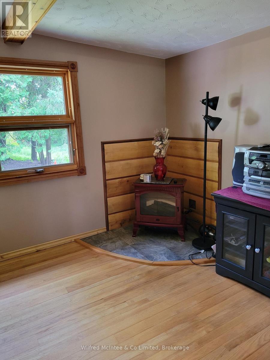 302299 Concession Rd 2 Sdr, West Grey, Ontario  N4N 3B8 - Photo 19 - X12300782