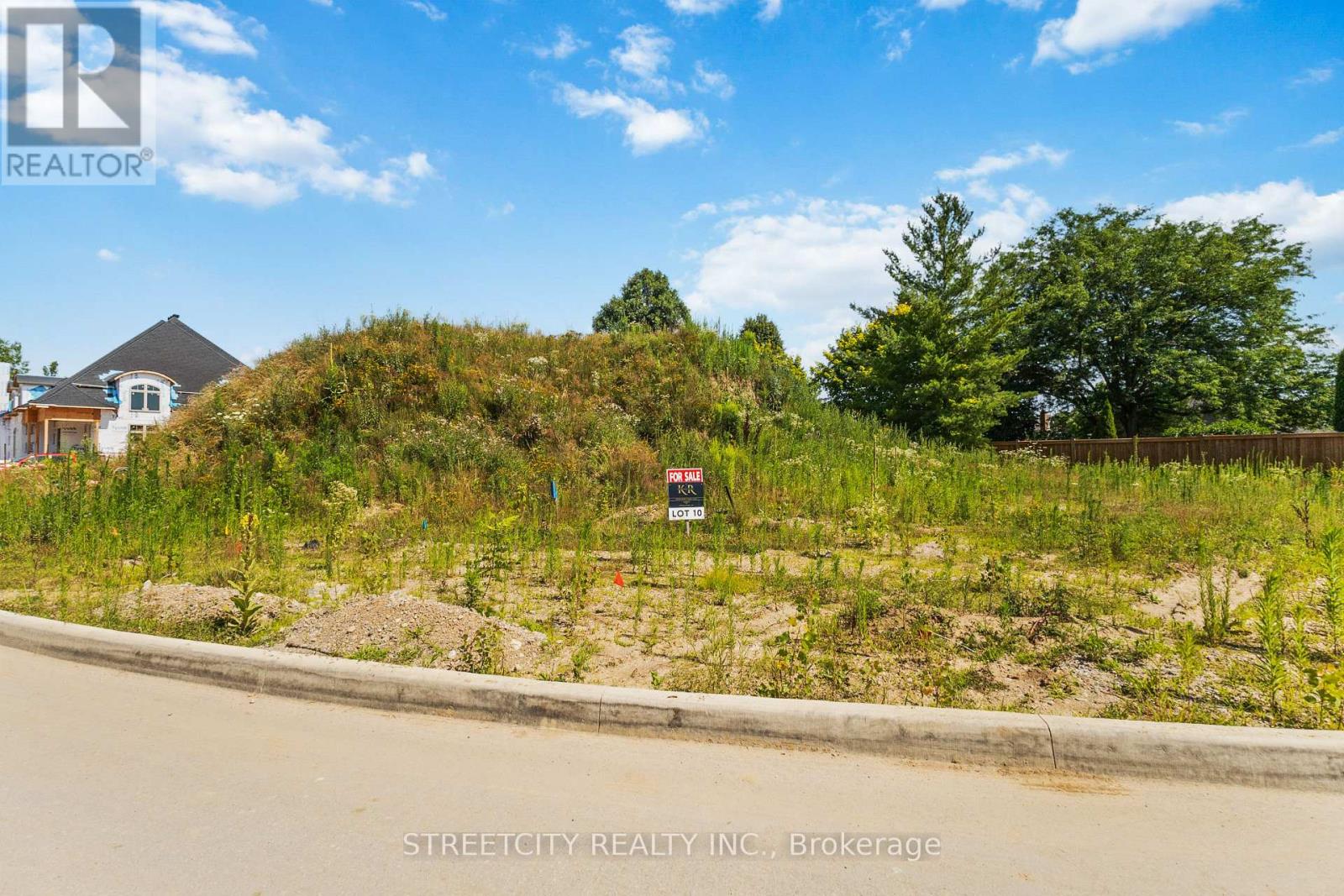 10 - 7100 Kilbourne Road, London South, Ontario  N6P 1K7 - Photo 1 - X8443012