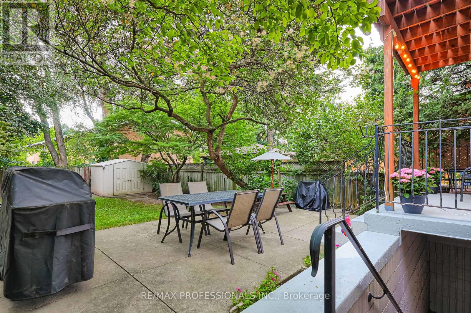 53 Tilden Crescent, Toronto, Ontario  M9P 1V8 - Photo 42 - W12312740