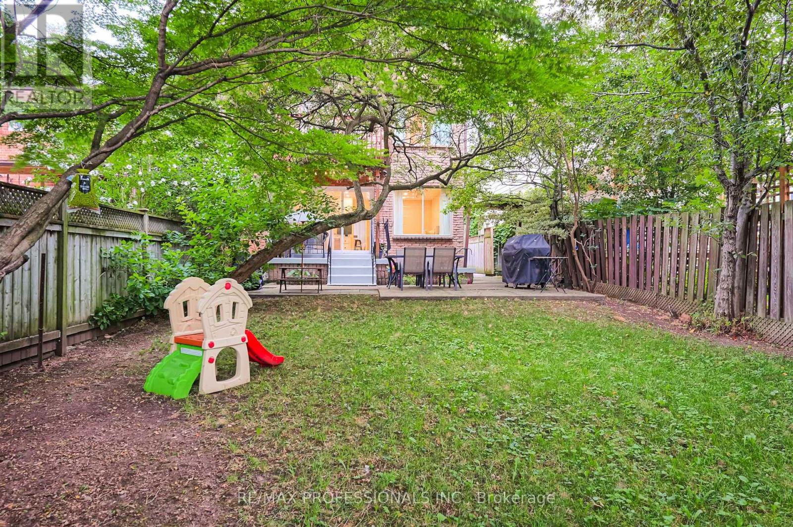 53 Tilden Crescent, Toronto, Ontario  M9P 1V8 - Photo 45 - W12312740