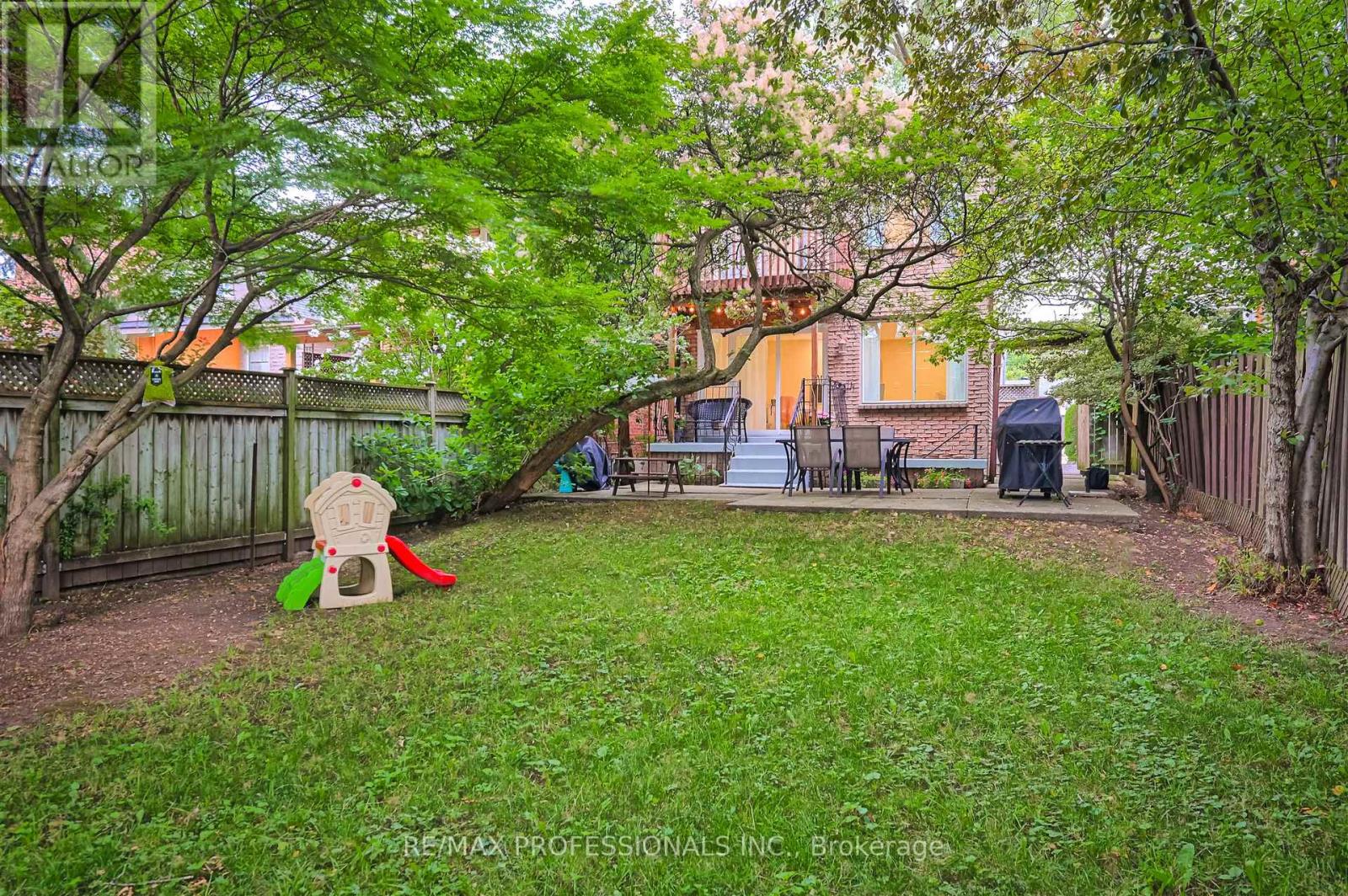 53 Tilden Crescent, Toronto, Ontario  M9P 1V8 - Photo 46 - W12312740