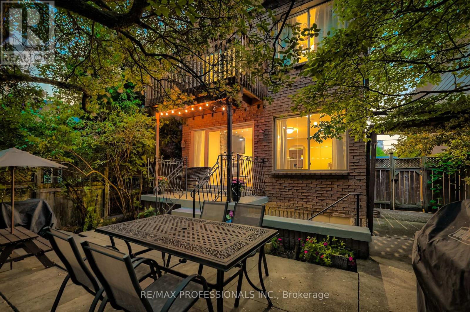 53 Tilden Crescent, Toronto, Ontario  M9P 1V8 - Photo 50 - W12312740