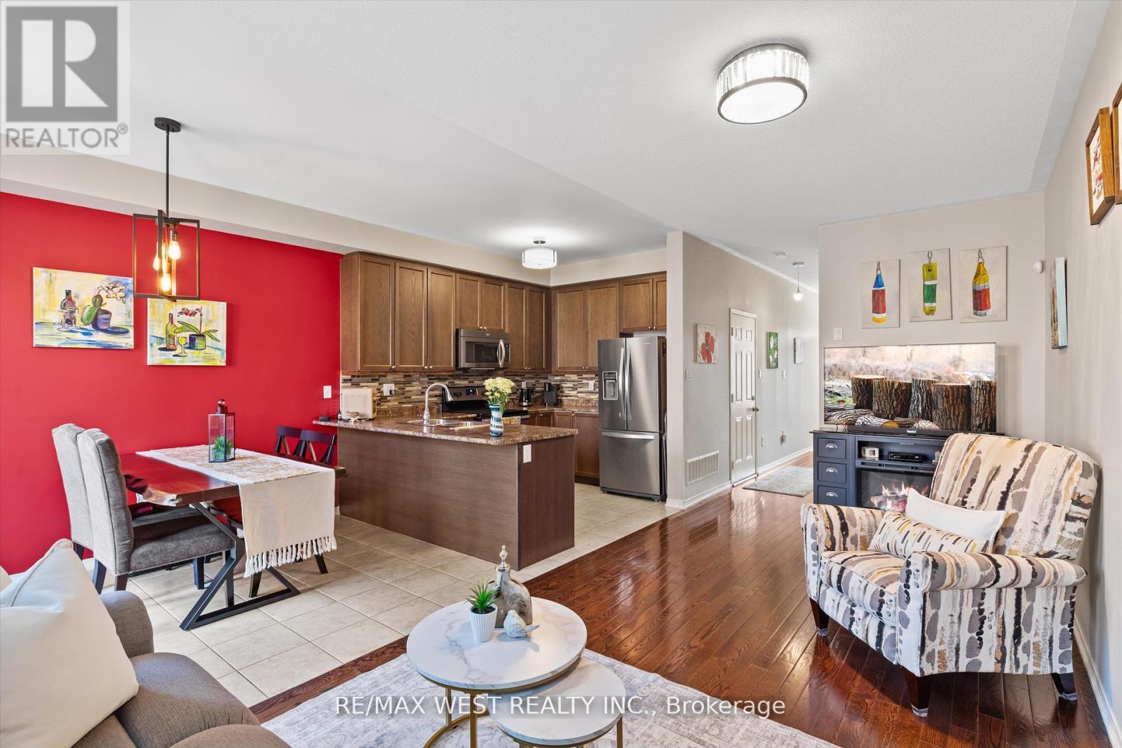 164 Sussexvale Drive, Brampton, Ontario  L6R 3R2 - Photo 13 - W12312779
