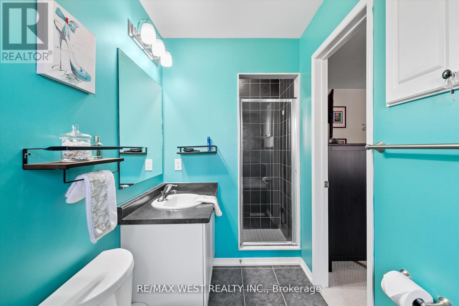 164 Sussexvale Drive, Brampton, Ontario  L6R 3R2 - Photo 19 - W12312779