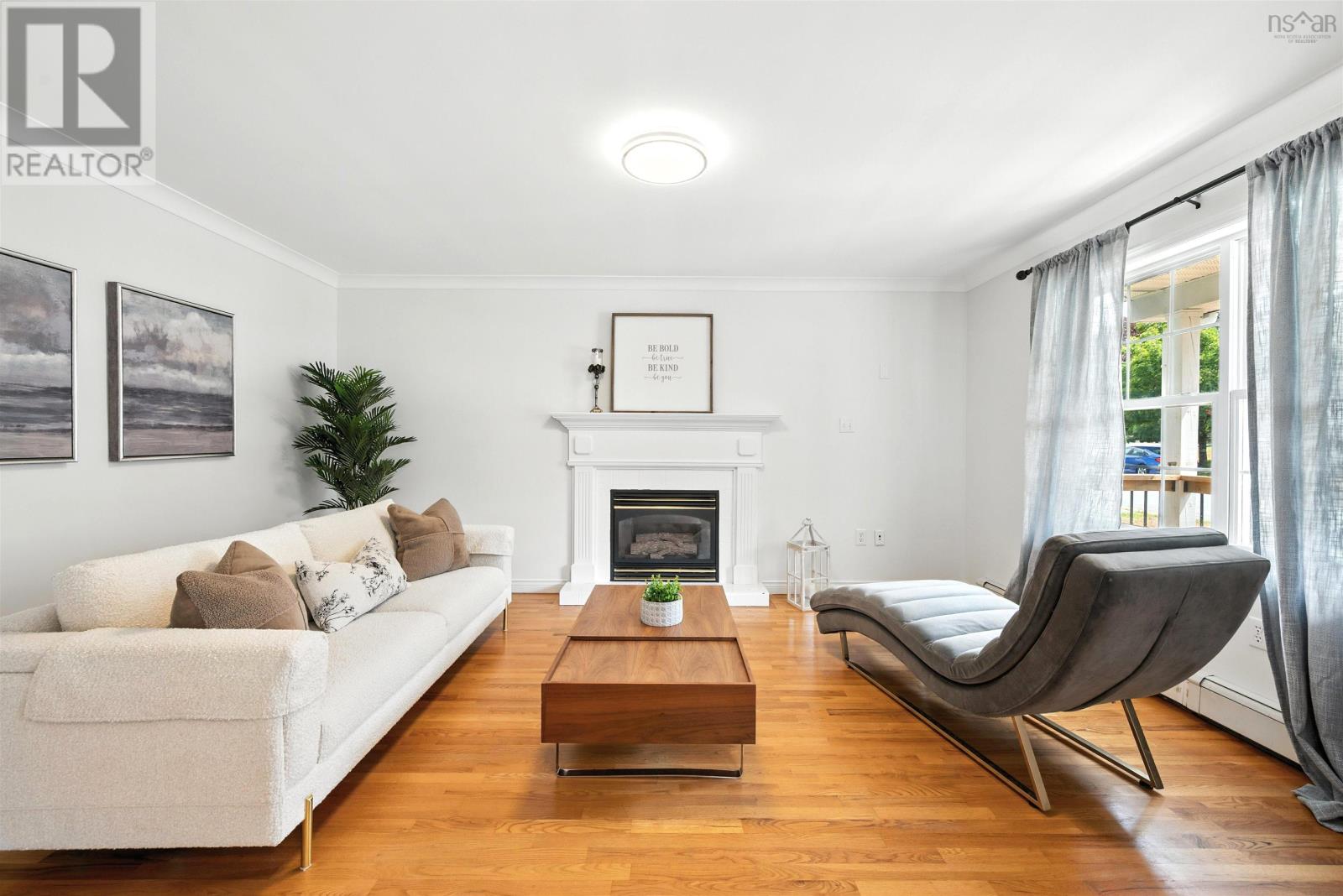 Property at 37 Baha Court image 5