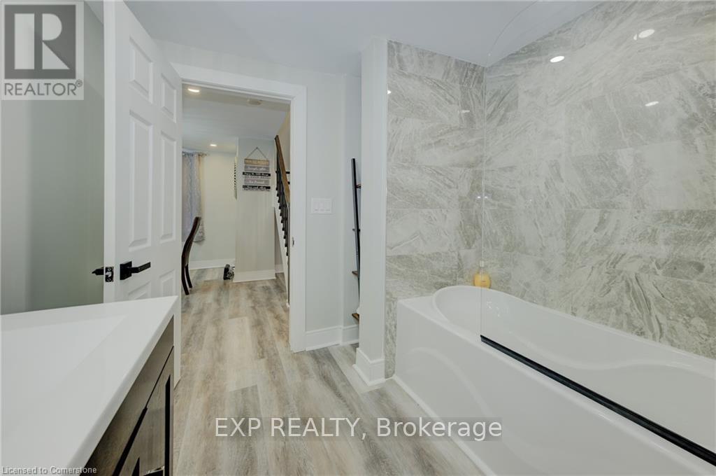 52 Samuel Street, Blandford-Blenheim, Ontario  N0J 1S0 - Photo 20 - X12312674