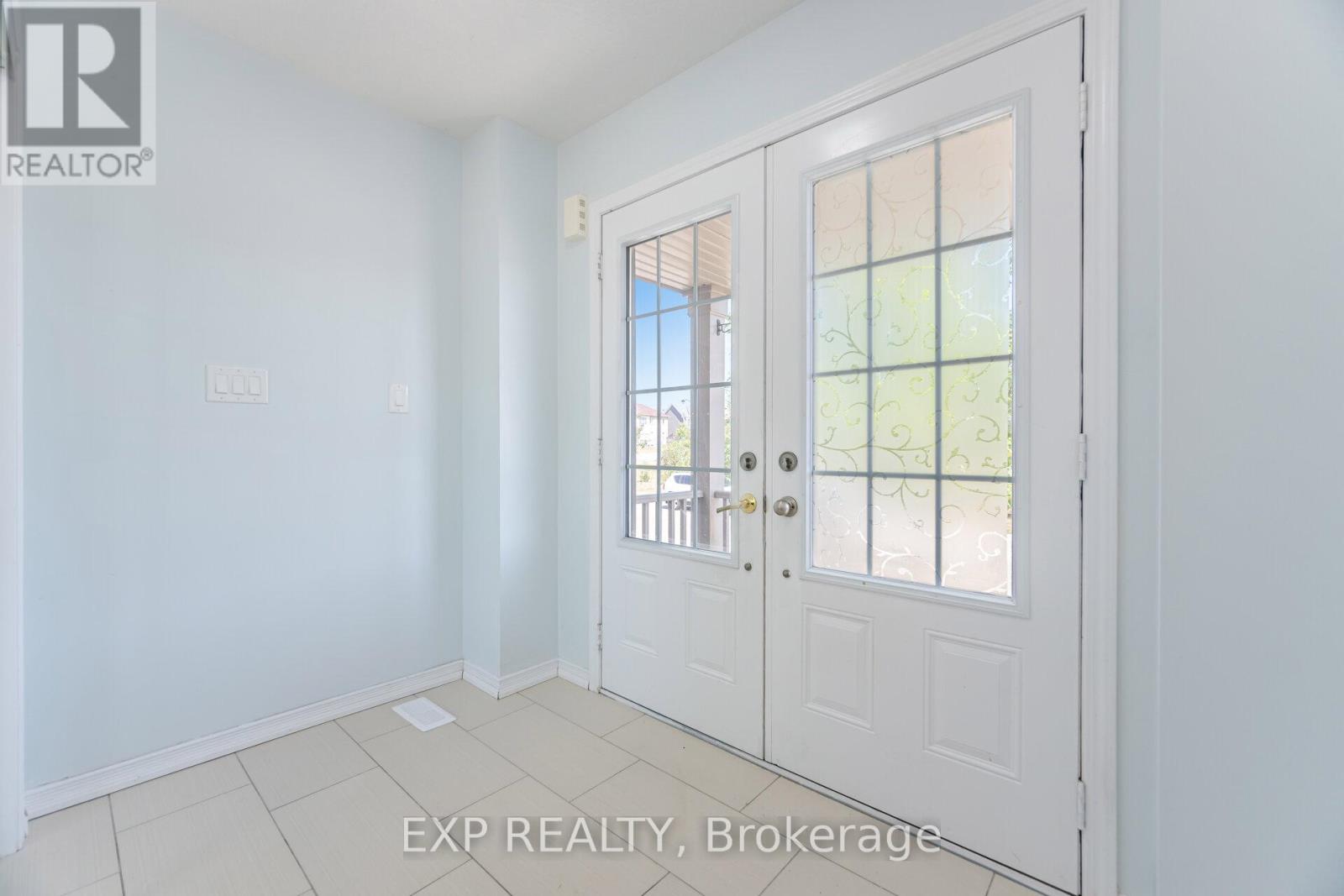 67 Thompson Road, Haldimand, Ontario  N3W 2G9 - Photo 7 - X12312692
