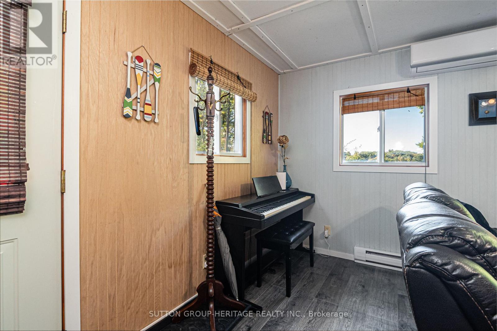 250 Younge Lane, Frontenac, Ontario  K0H 1T0 - Photo 13 - X12150013