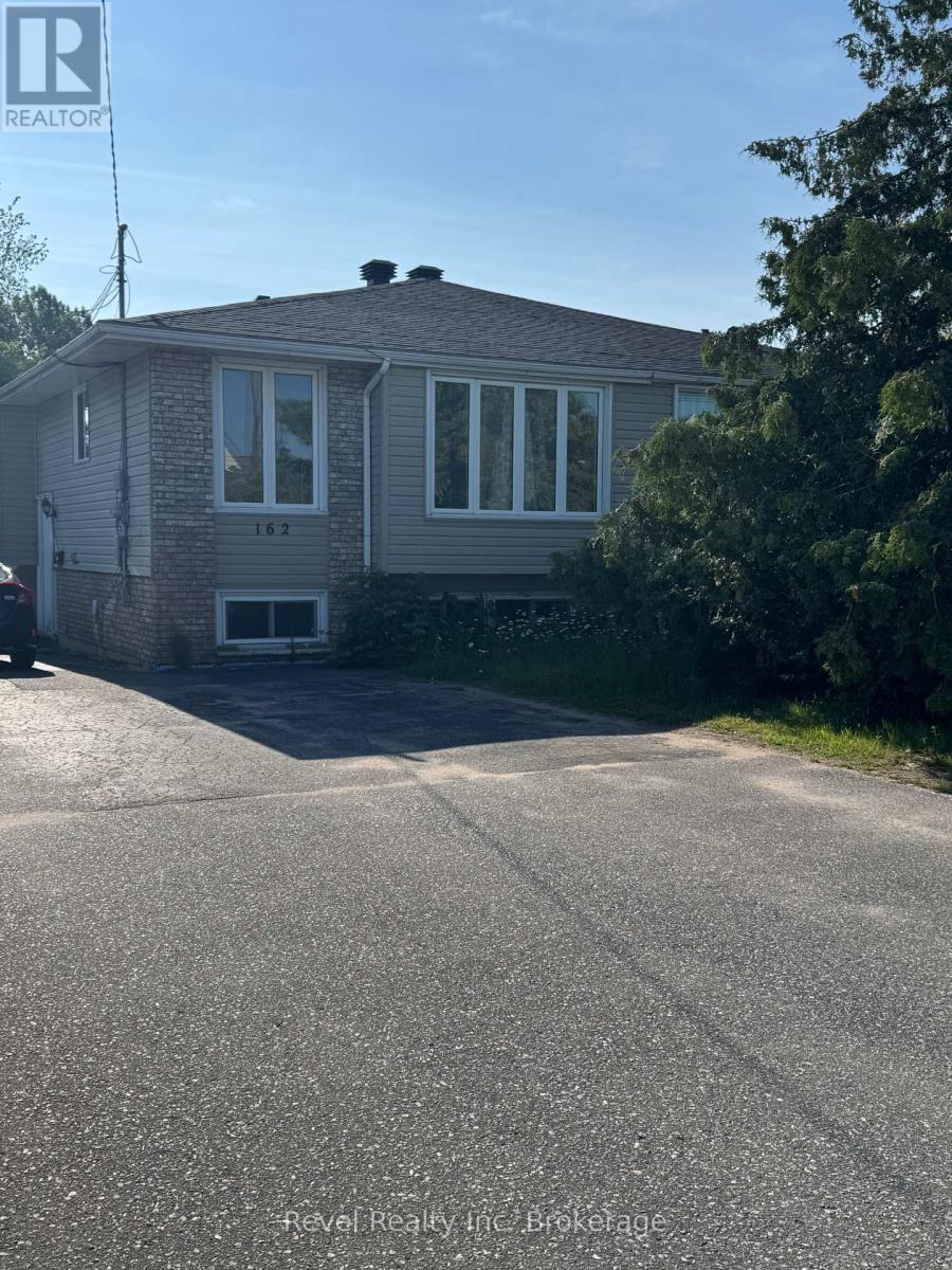 Property at 162 PRINCESS STREET E image 1