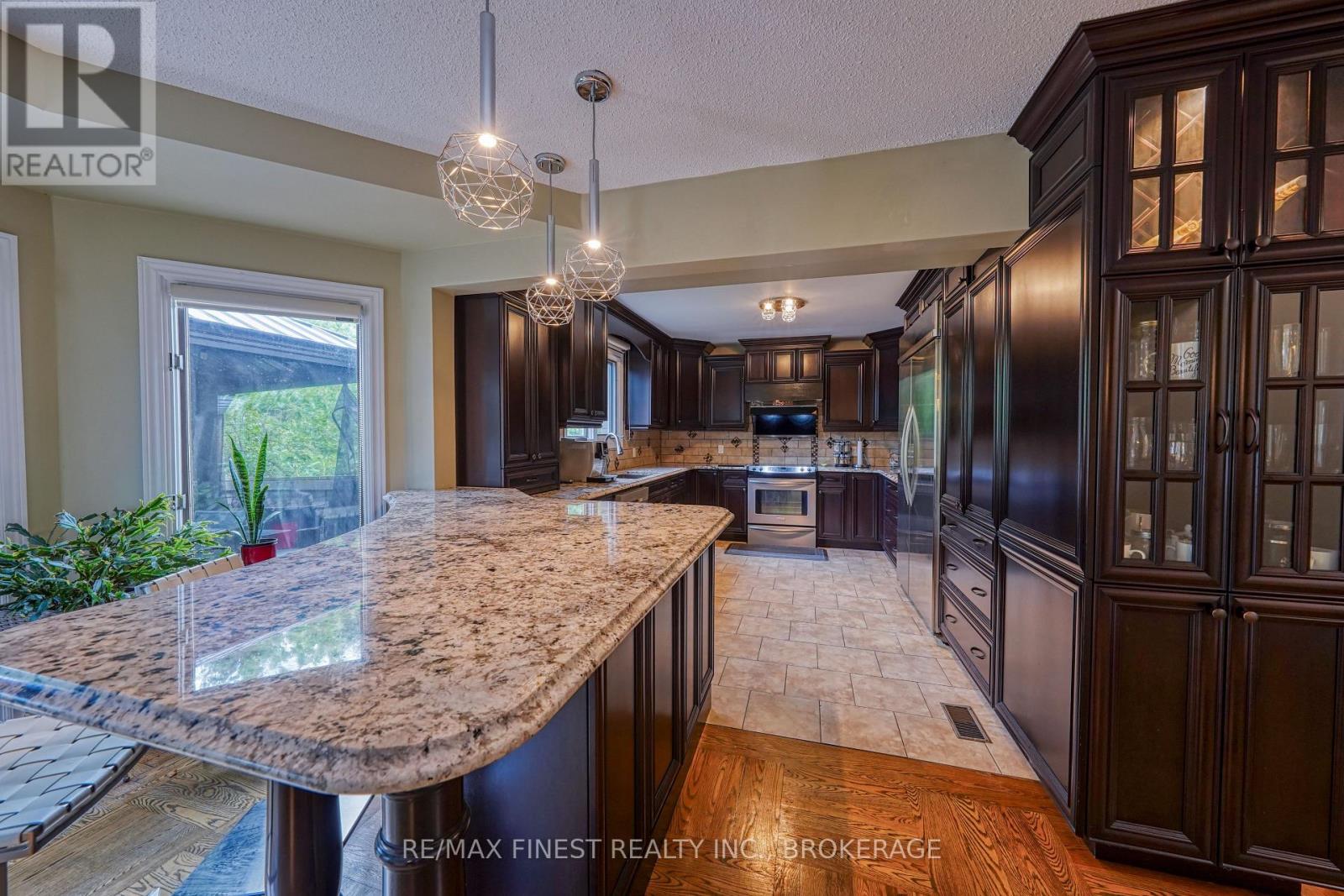 1082 Caitlin Crescent, Kingston (North Of Taylor-Kidd Blvd), Ontario  K7P 2S4 - Photo 12 - X12313027