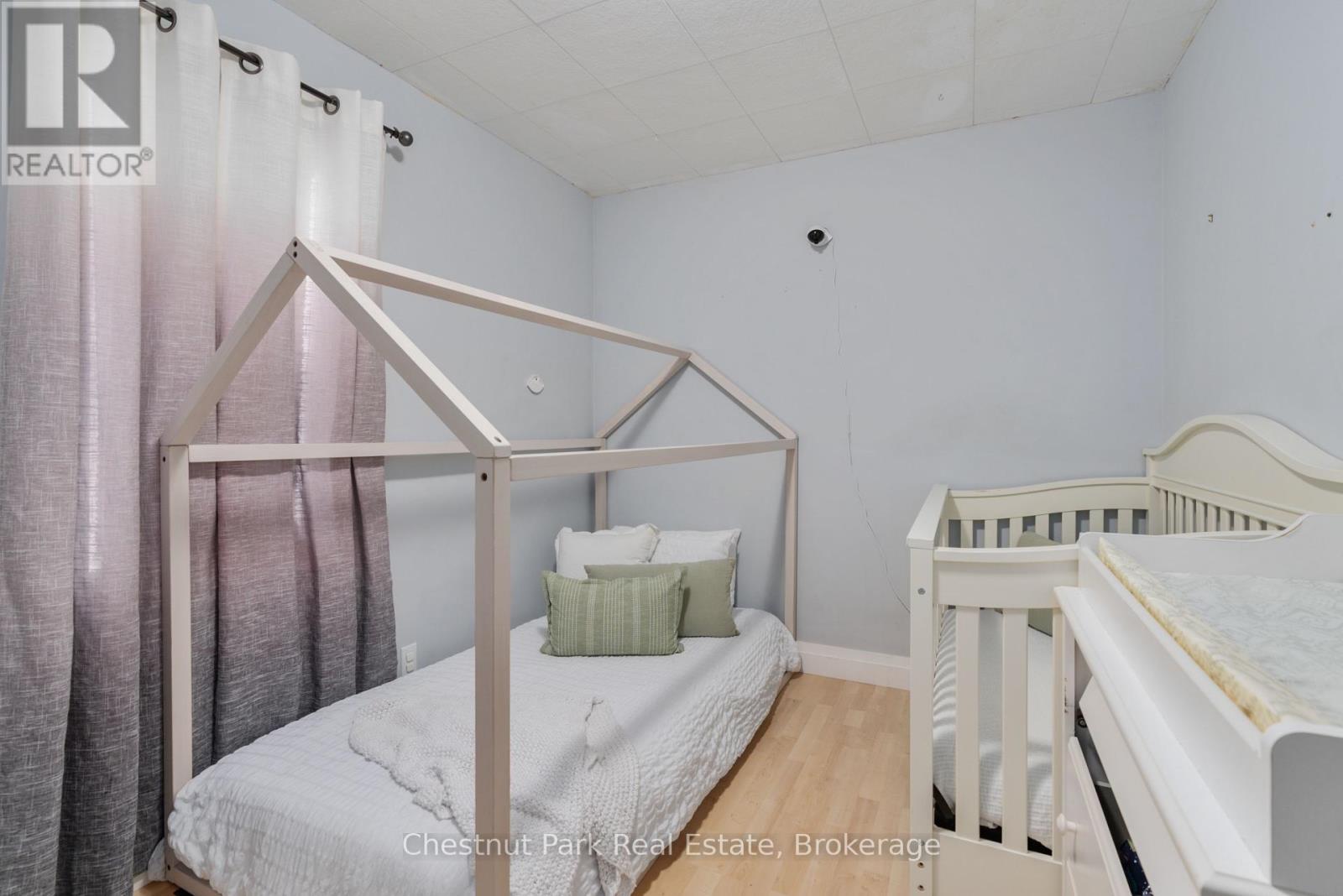 3 Cora Street E, Huntsville, Ontario  P1H 1T5 - Photo 13 - X12312924
