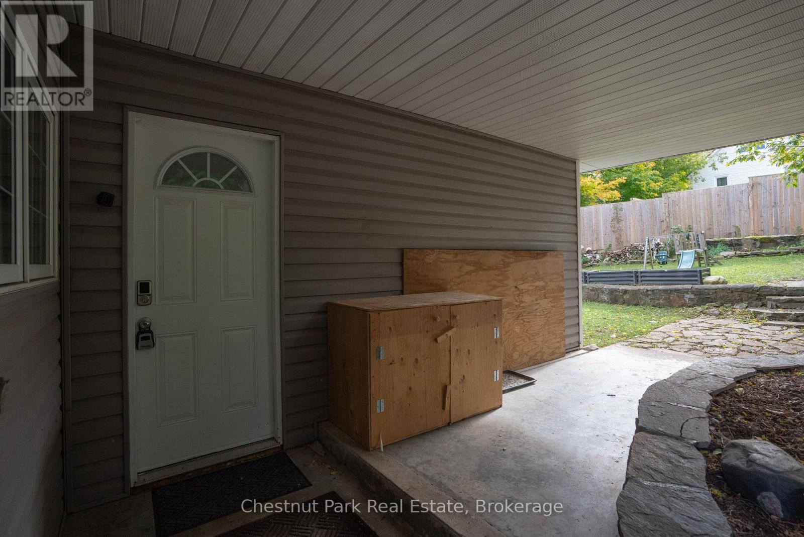 3 Cora Street E, Huntsville, Ontario  P1H 1T5 - Photo 26 - X12312924