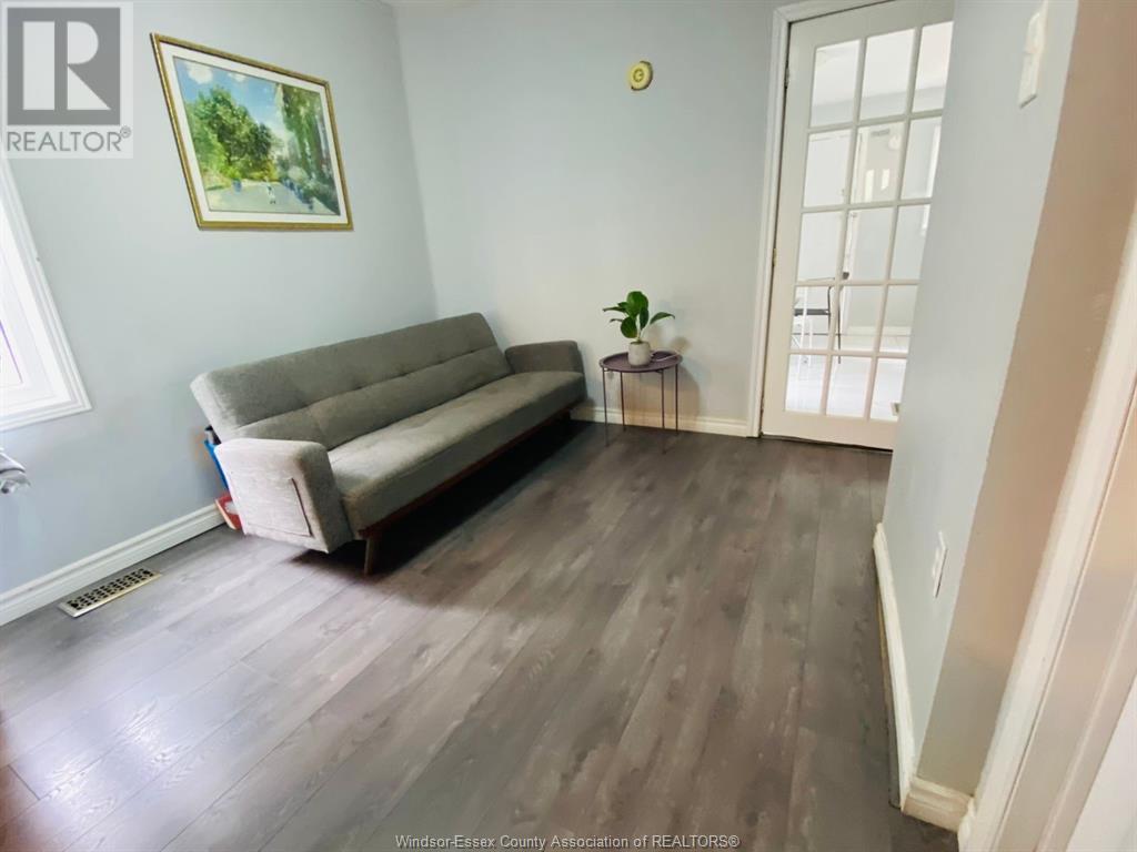 Property at 3479 HARRIS image 4