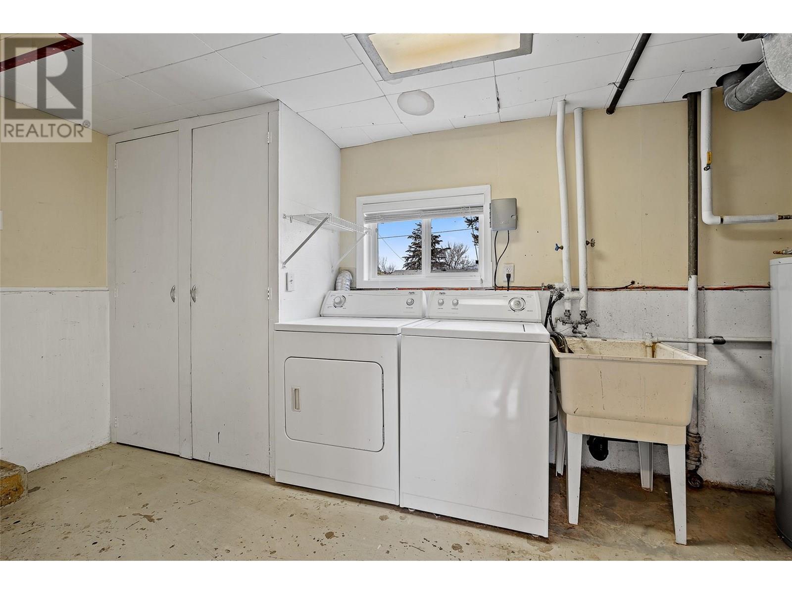 1388 Cherry Crescent W, Kelowna, British Columbia  V1Y 3X8 - Photo 30 - 10357600