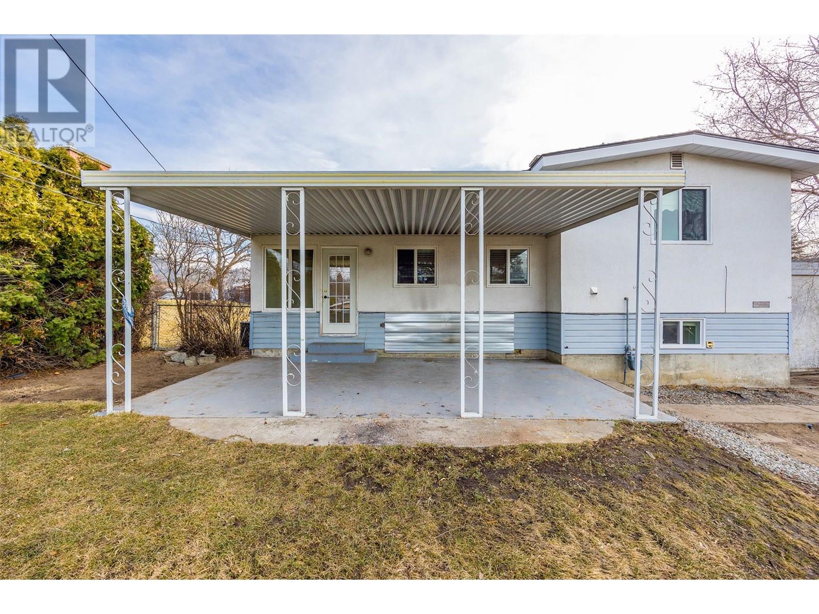 1388 Cherry Crescent W, Kelowna, British Columbia  V1Y 3X8 - Photo 33 - 10357600