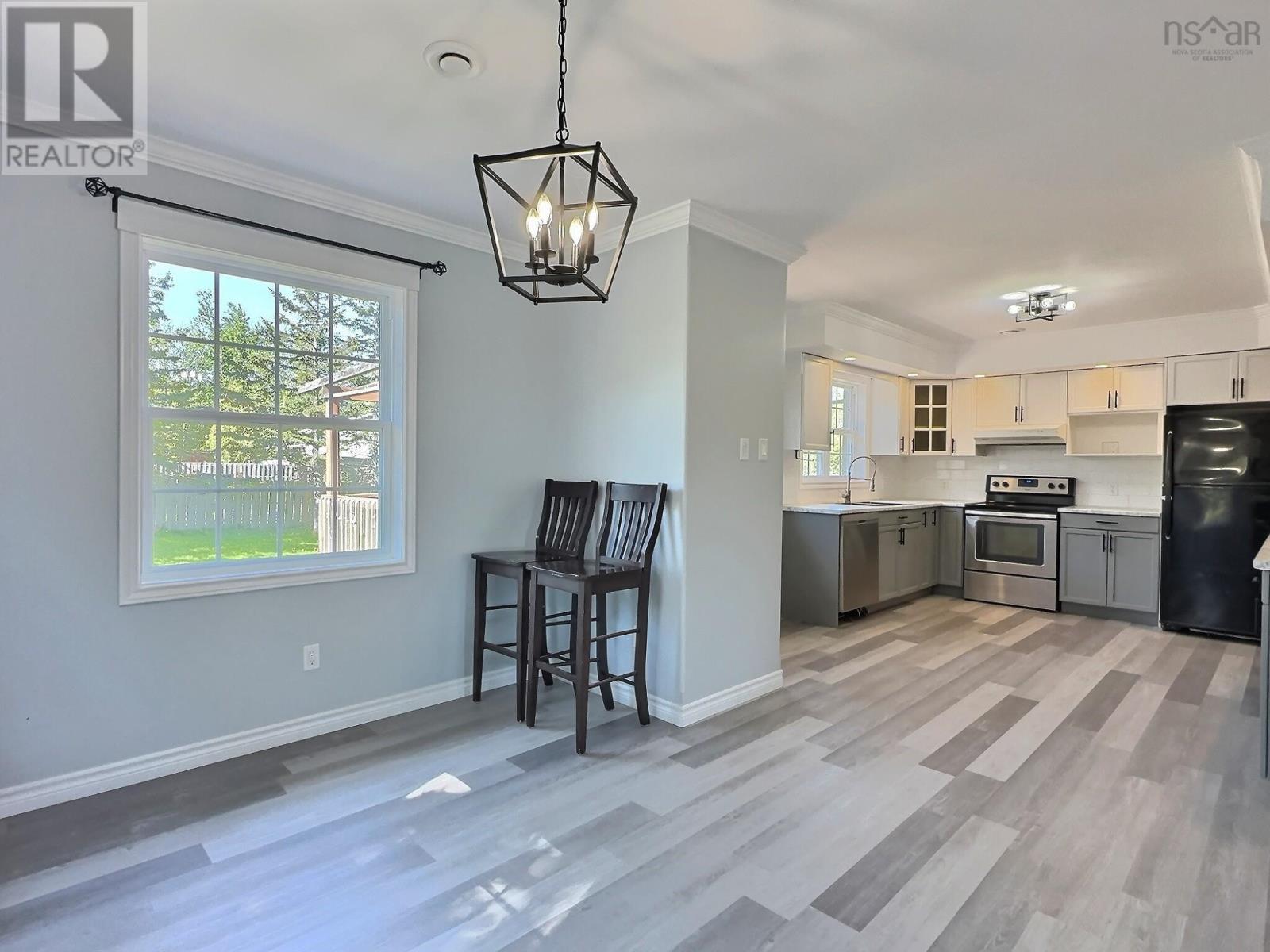 Property at 224 Harmony Road image 4
