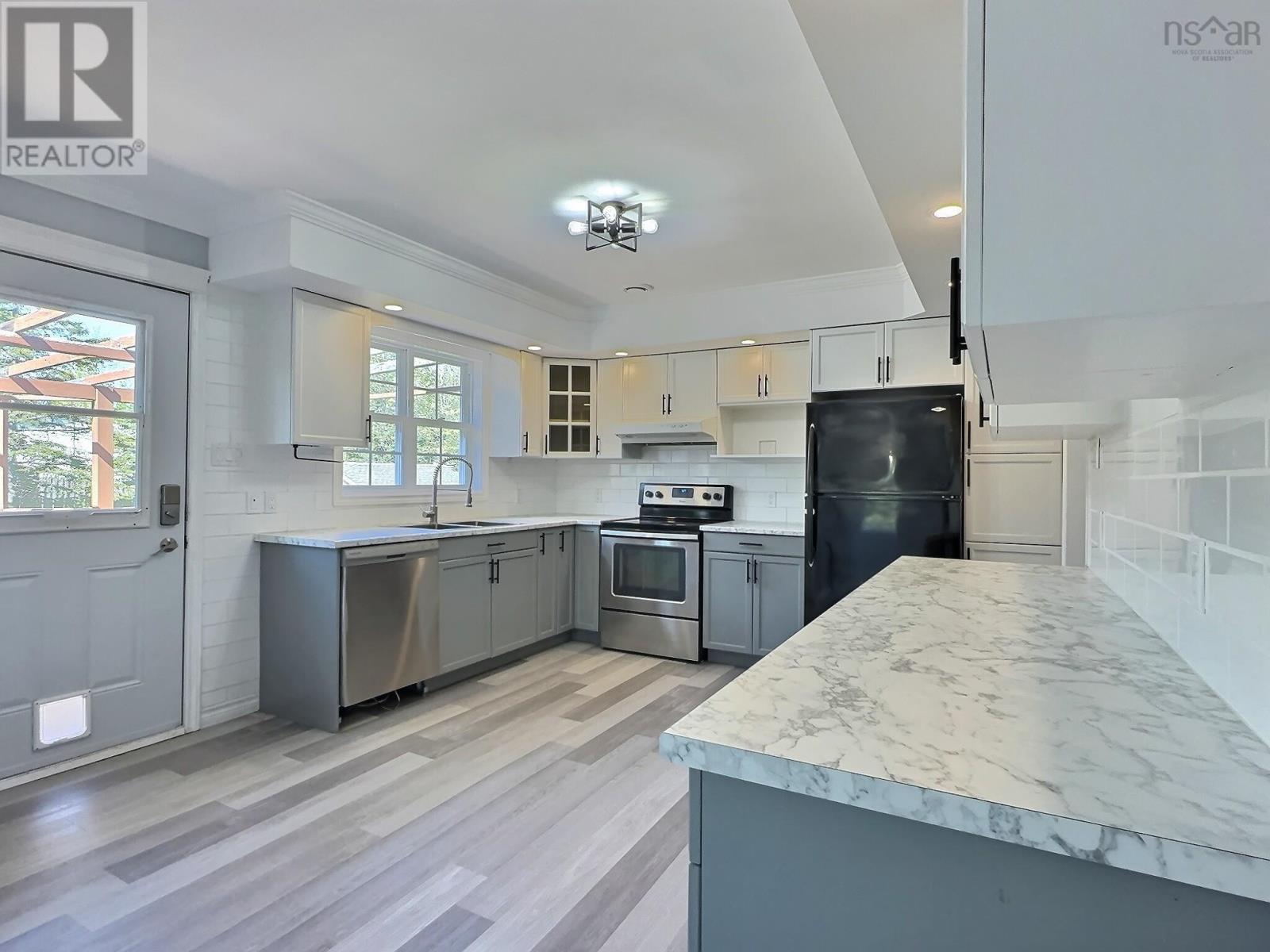 Property at 224 Harmony Road image 2