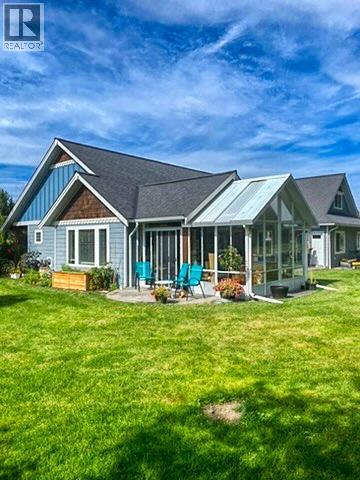 1324 8TH Avenue N, Creston, BC V0B1G6