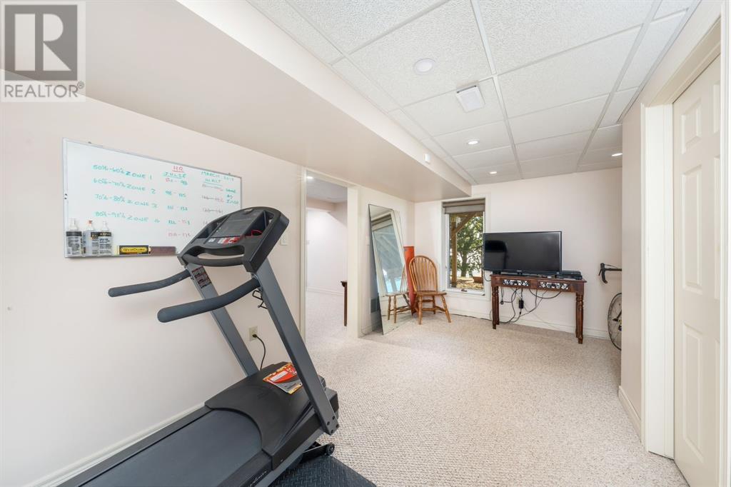 1031 St Clair Parkway, Moore Township, Ontario  N0N 1M0 - Photo 35 - 25019028