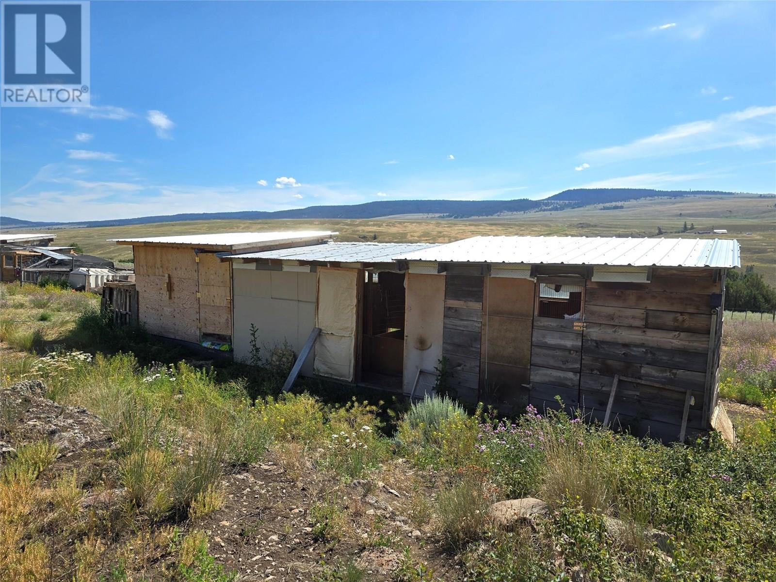7145 Princeton Kamloops  5a Highway, Kamloops, British Columbia  V2H 0B6 - Photo 32 - 10357576